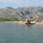 In Near Paklenica National Park Daire Starigrad Paklenica