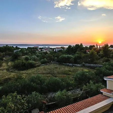 Grande Vista In In A Beautiful Environment Apartment