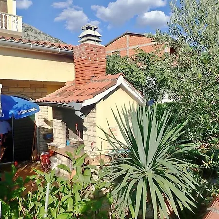 Grande Vista In In A Beautiful Environment