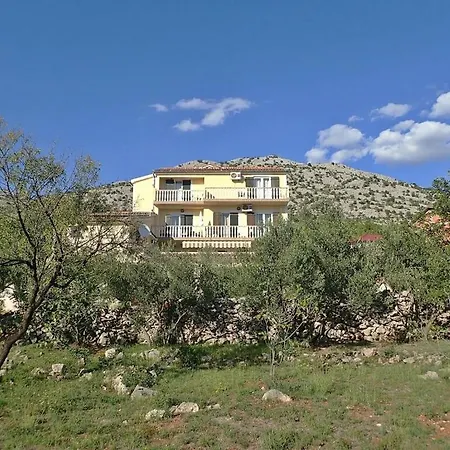Grande Vista In In A Beautiful Environment Apartment Starigrad Paklenica