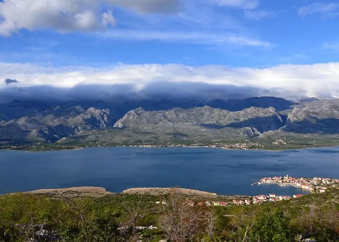 In Near Paklenica National Park Apartment Starigrad Paklenica